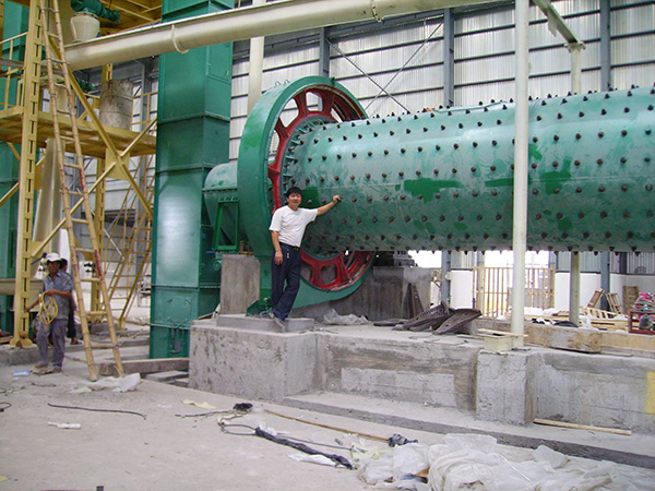 ��ĥ�C(j��)�F(xi��n)��(ch��ng)��Ƭ