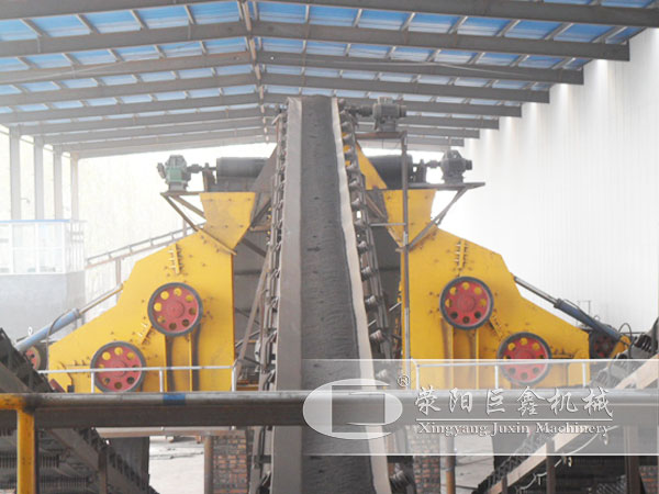 雙轉(zhuǎn)子破碎機